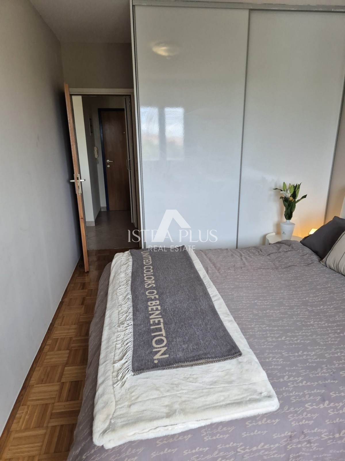 ISTRA, UMAG, EKSKLUZIVNO STANOVANJE LE 200 METROV OD CENTRA MESTA IN PLAŽE
