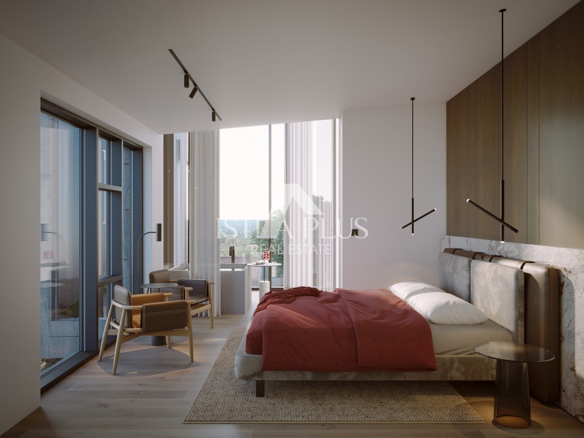 Istra, Poreč 10 km - Gradbeno zemljišče s pogledom na morje in pridobljenim gradbenim dovoljenjem