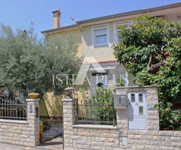 Istra, Poreč 2km - Obnovljena družinska hiša v mirnem okolju, blizu morja