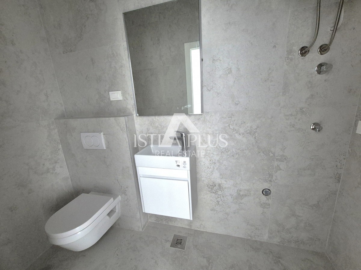 Istra, Poreč okolica 2km od mora - Stanovanje v prizemlju 88m2 z dvoriščem -NOVOGRADNJA