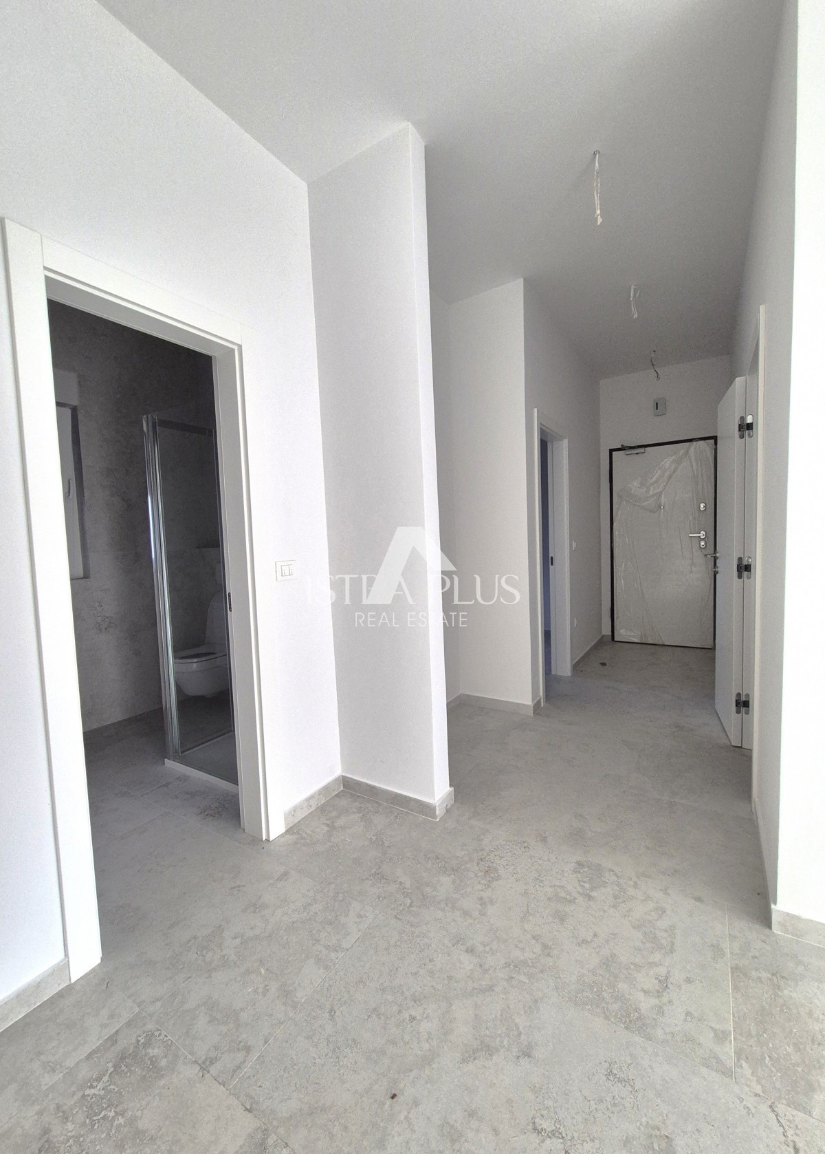 Istra, Poreč okolica 2km od mora - Stanovanje v prizemlju 88m2 z dvoriščem -NOVOGRADNJA