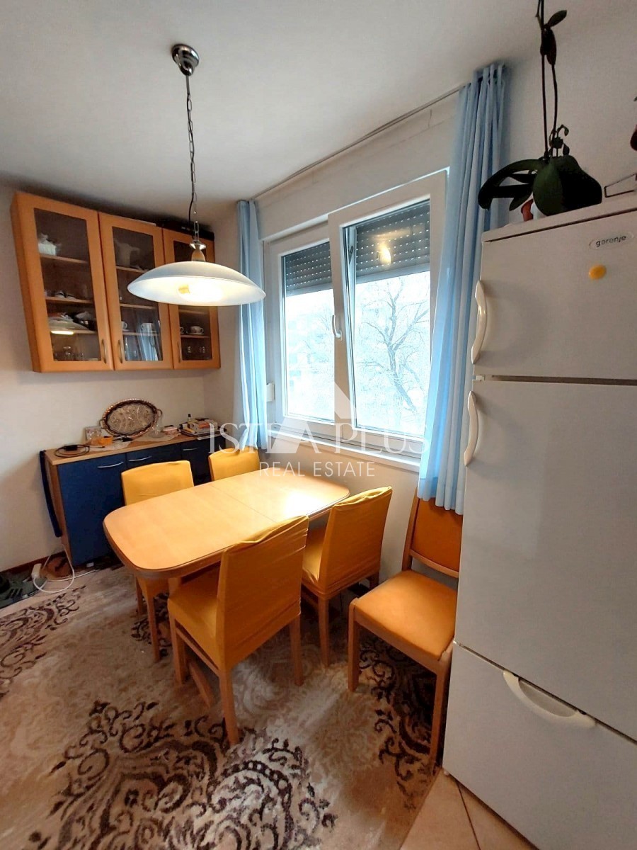 Apartma v 2. nadstropju, 200m od morja - Červar Porat