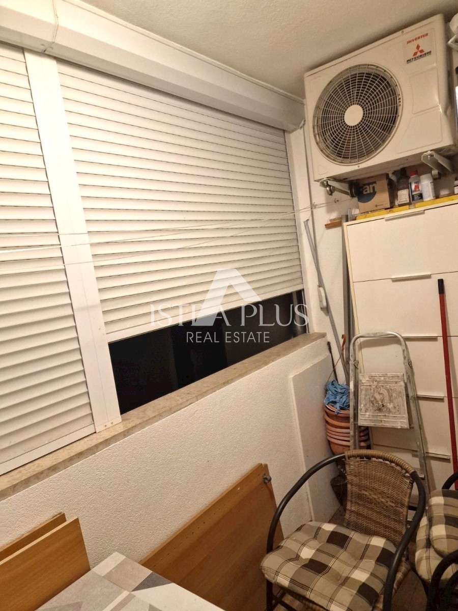 Apartma v 2. nadstropju, 200m od morja - Červar Porat