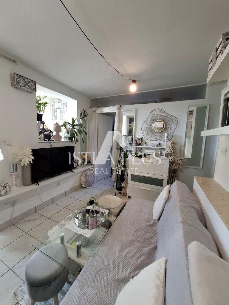 Novo naselje!! Apartma v pritličju 600 m od morja
