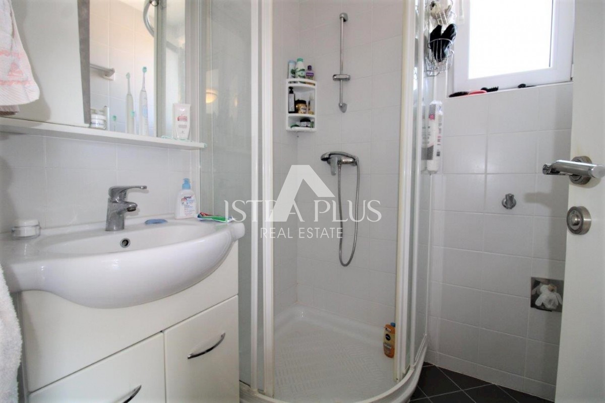 Penthouse 3 spalnice, terasa s pogledom na morje!!