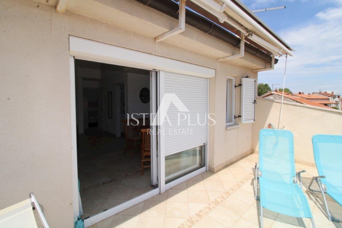Penthouse 3 spalnice, terasa s pogledom na morje!!