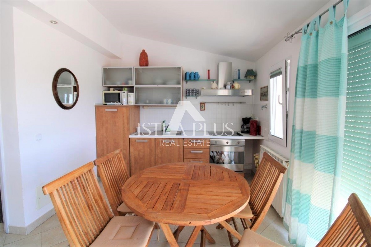 Penthouse 3 spalnice, terasa s pogledom na morje!!