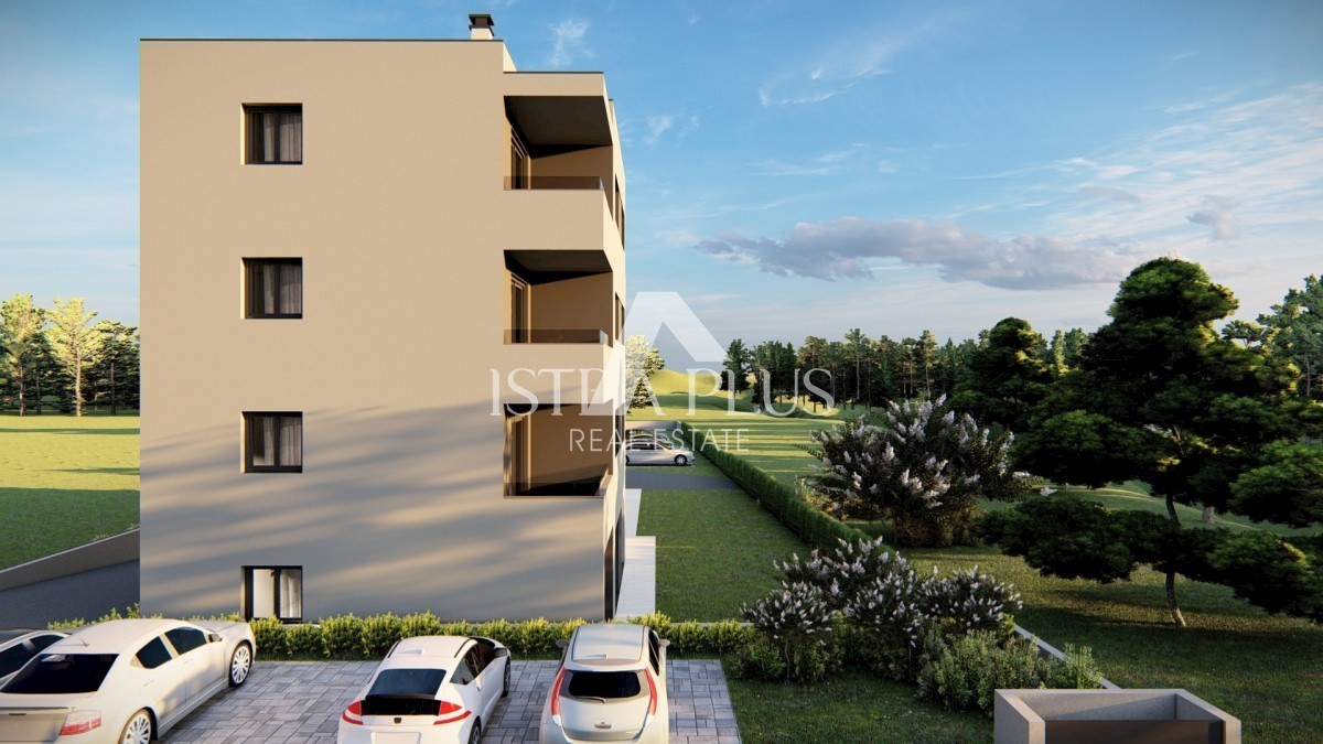 Apartma z dvema spalnicama v stavbi z dvigalom v 1. nadstropju - 2 km do morja