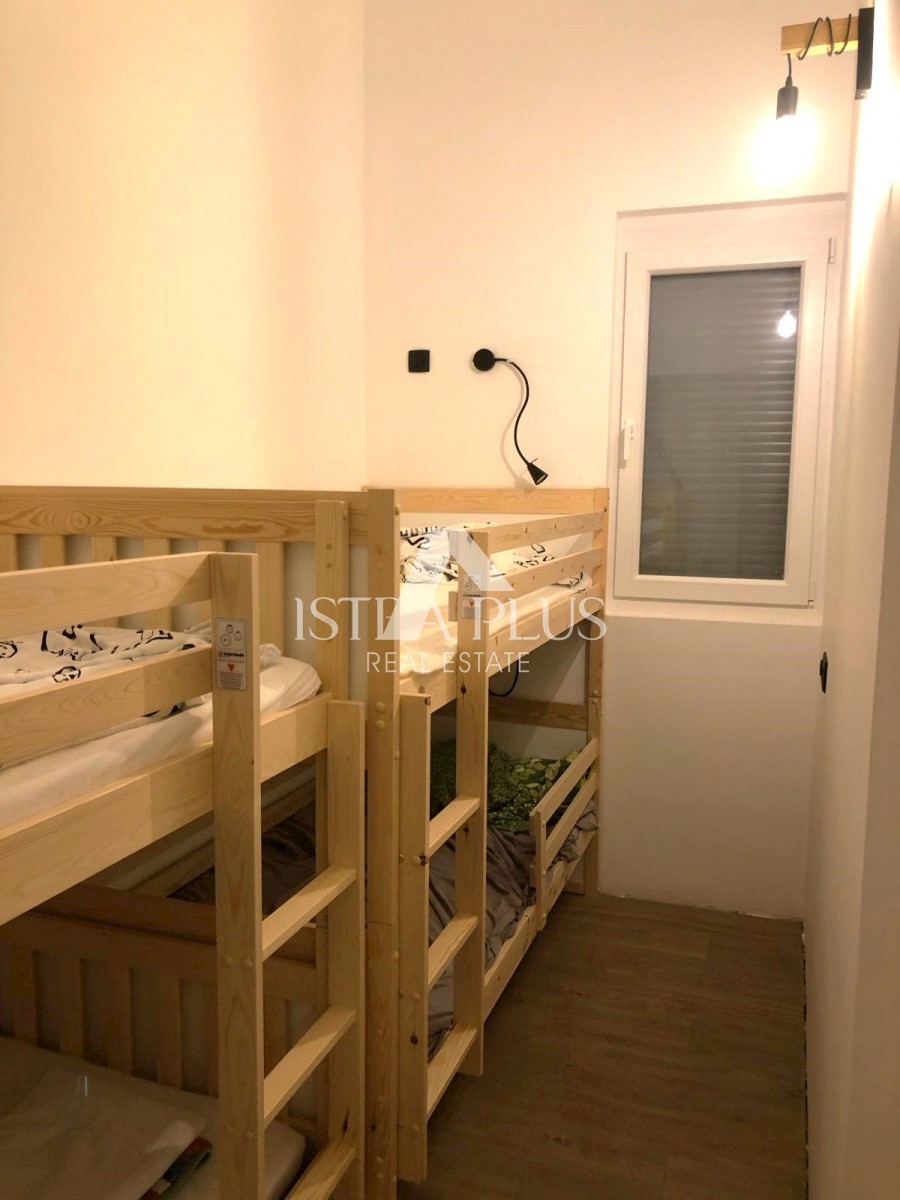 Popolnoma prenovljeno stanovanje v 3. nadstropju - Červar Porat