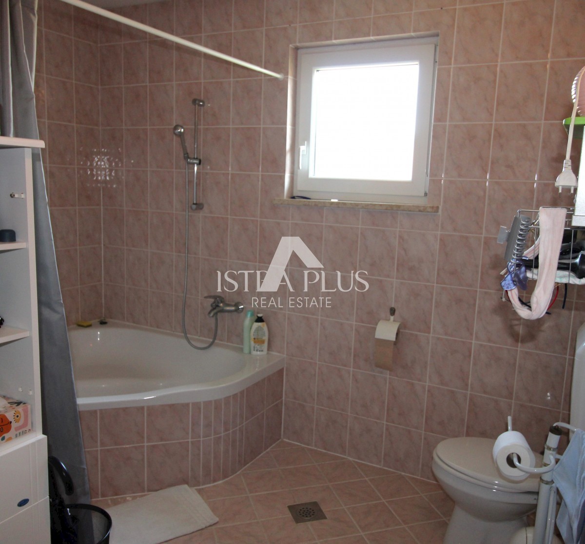 Poreč - Apartma v 2. nadstropju, 500m od morja