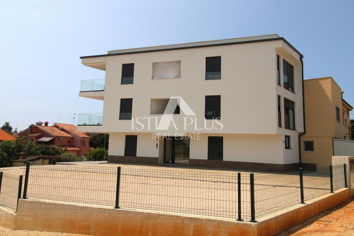 APARTMA NA ODLIČNI LOKACIJI, 400 METROV OD MORJA