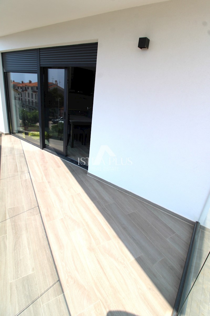 APARTMA NA ODLIČNI LOKACIJI, 400 METROV OD MORJA