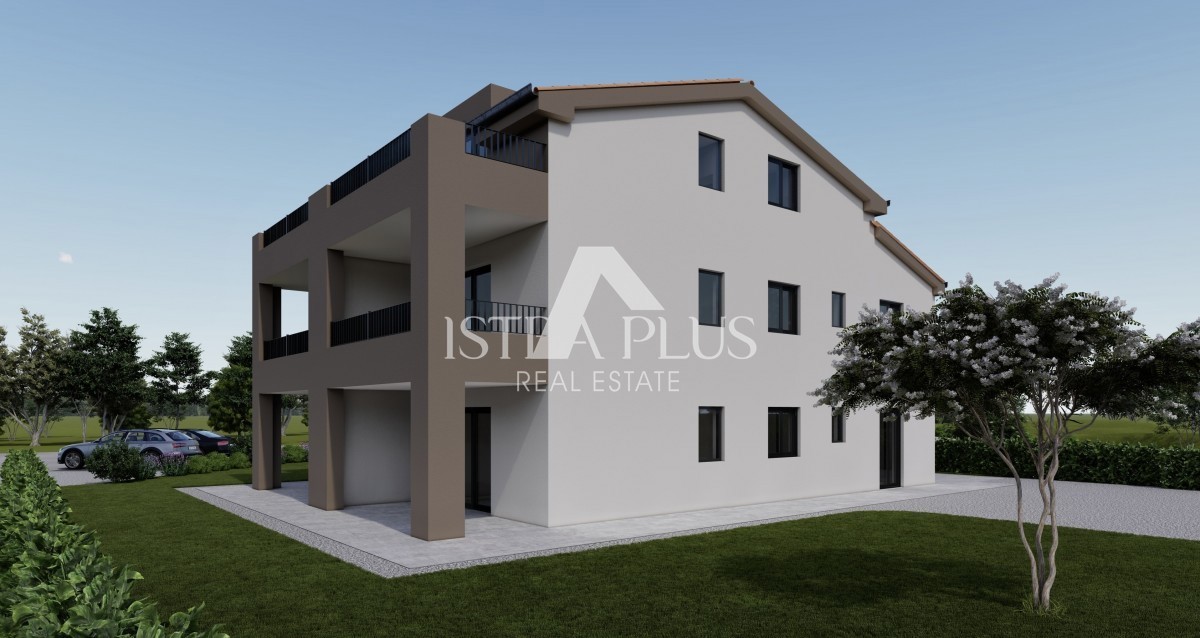 Poreč okolica 8km, Stanovanje v pritličju z dvoriščem 360m2