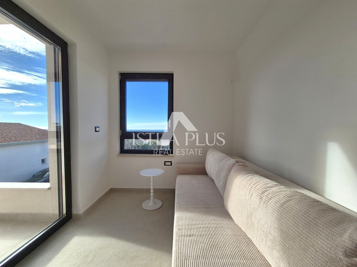 Istra, Poreč 9km od morja - Luksuzna moderna vila s panoramskim razgledom na morje in podeželje