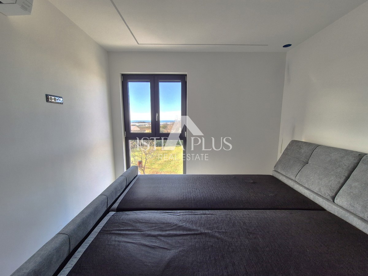 Istra, Poreč 9km od morja - Luksuzna moderna vila s panoramskim razgledom na morje in podeželje