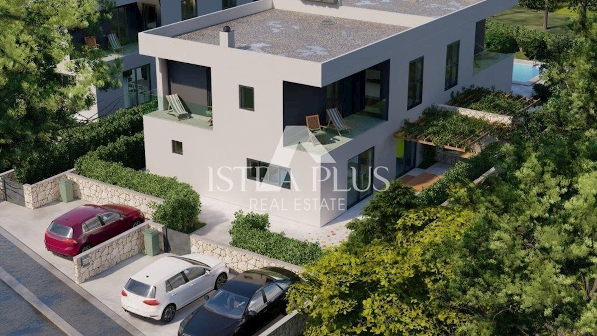 Moderna hiša dvojček z bazenom le 3 km od Poreča
