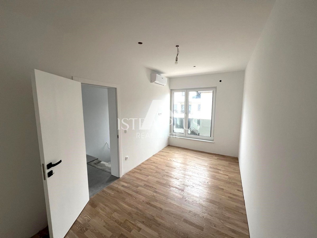 Dvonadstropni apartma s tremi spalnicami in pogledom na morje - Tar Vabriga