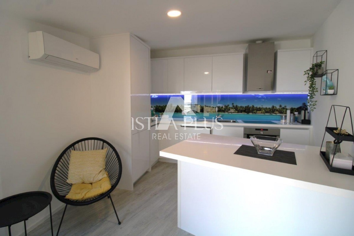 Luksuzna hiša v centru Poreča s 3 apartmaji v 3 etažah