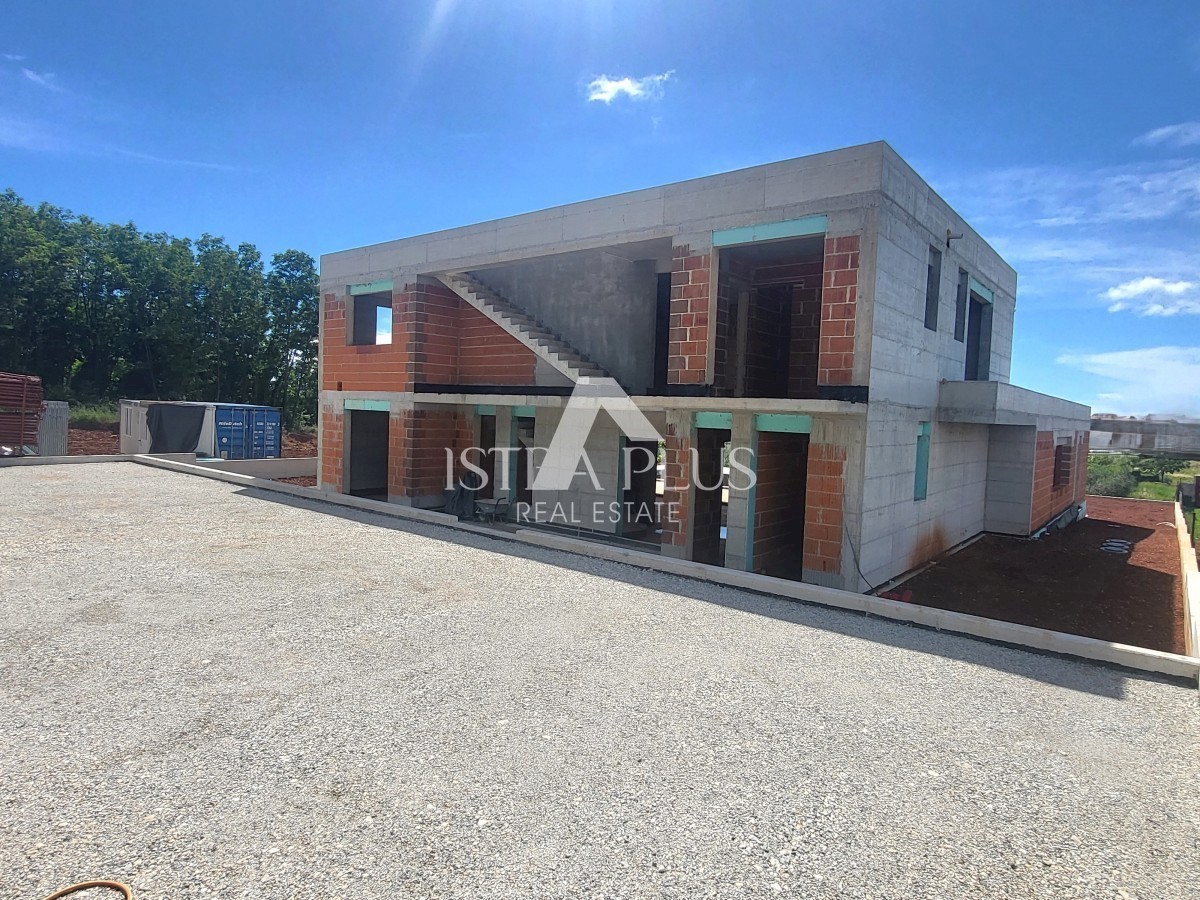 Luksuzna vila z bazenom - okolica Poreča