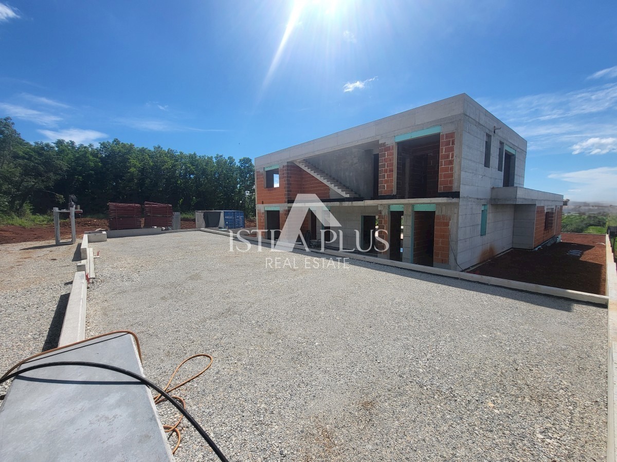 Luksuzna vila z bazenom - okolica Poreča