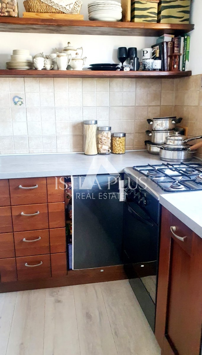 Istra, Poreč 4 km - Čudovita kamnita hiša z 2 apartmajema in vrtom!