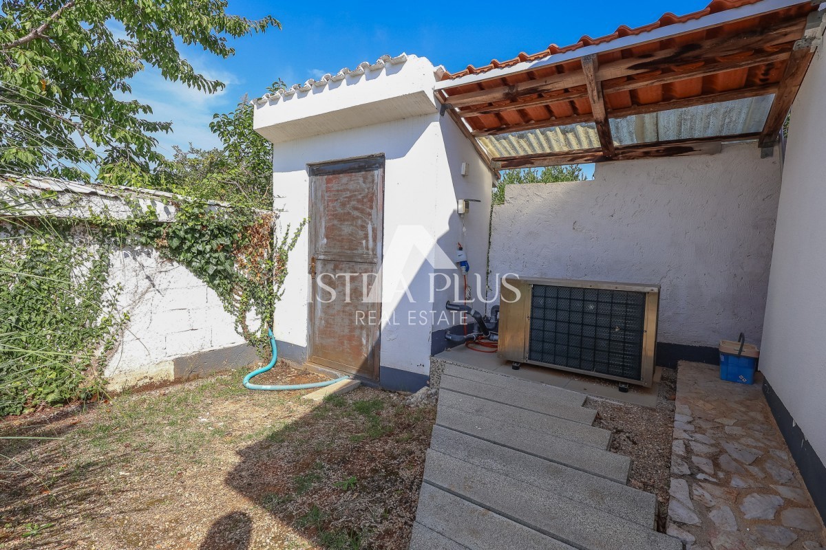 Istra, okolica Poreča - Samostojna hiša s pogledom na morje!!