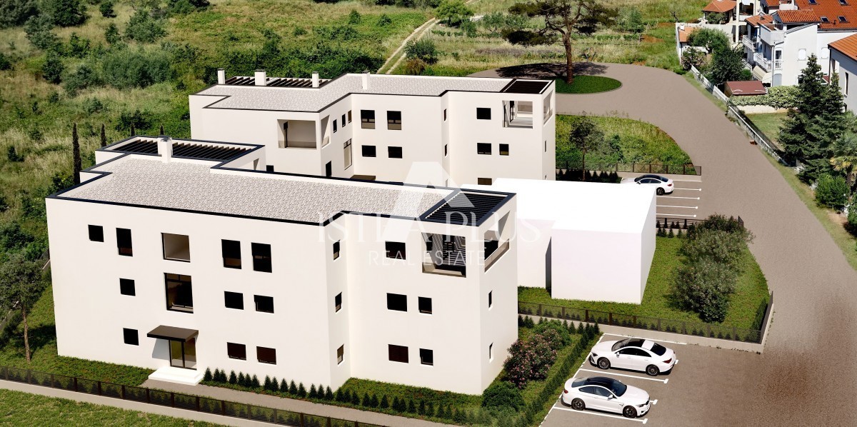 Poreč Istra, Stanovanje v izgradnji 85m2, 1. nadstropje cca. 800m od morja (letalska linija)