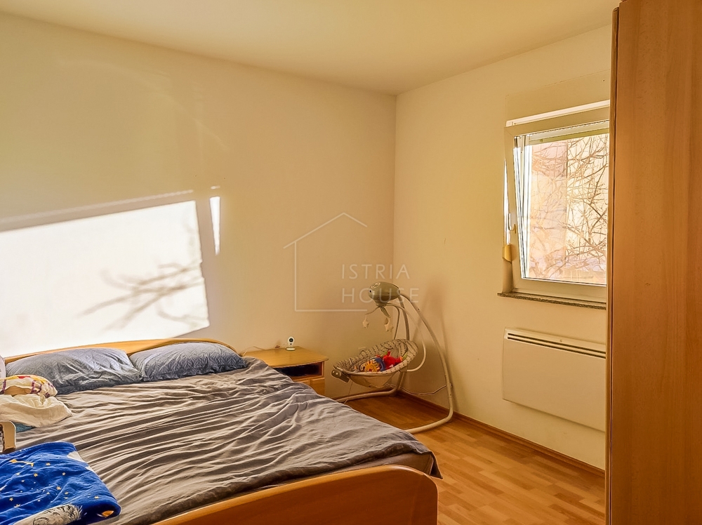 Vodice, apartma v pritličju