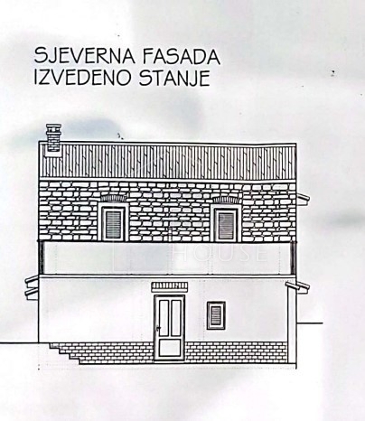Rovinj, okolica, prodamo družinsko hišo