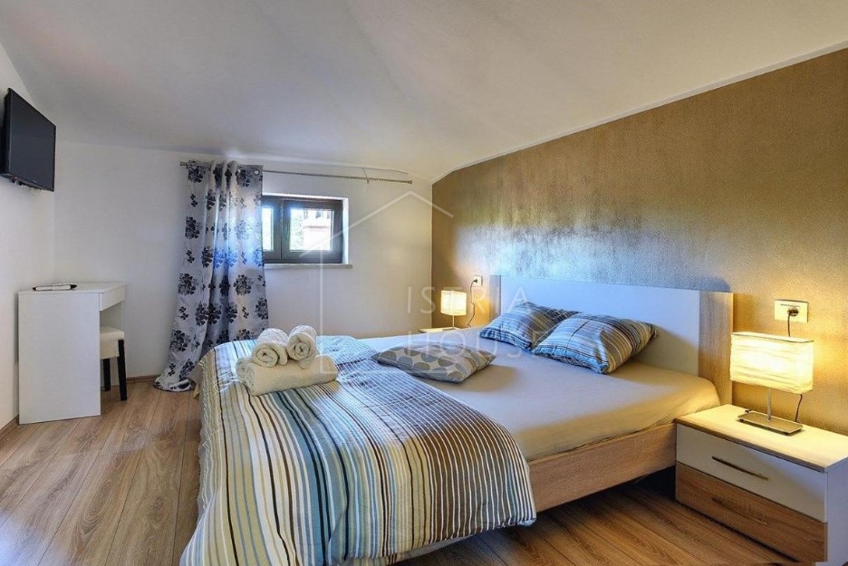 Rovinj, okolica, vila z velikim vrtom