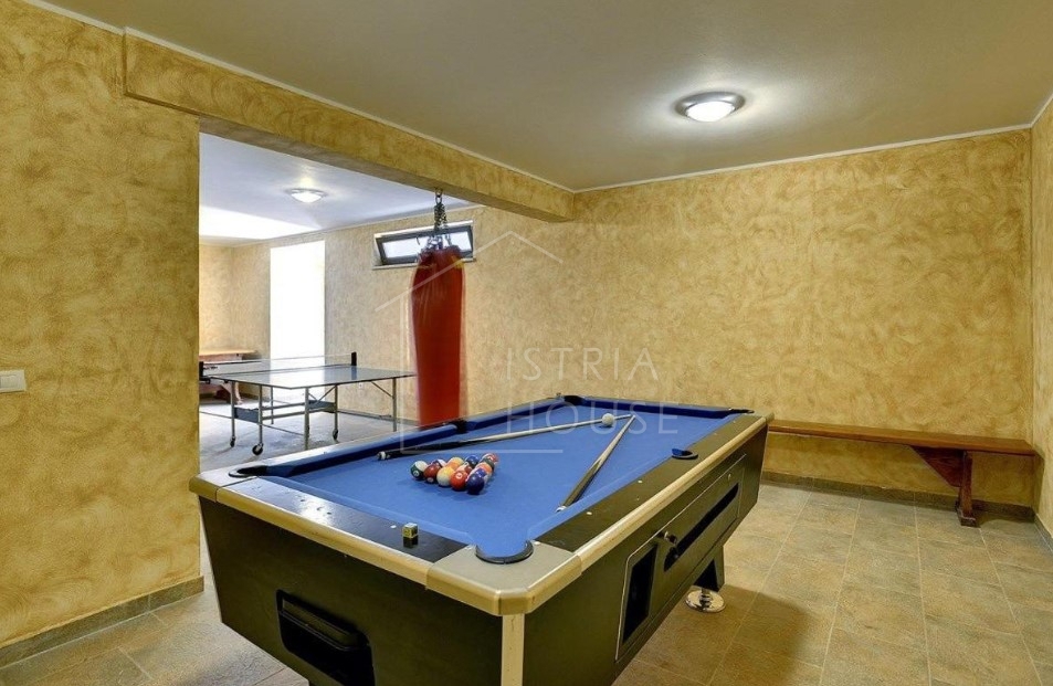 Rovinj, okolica, vila z velikim vrtom