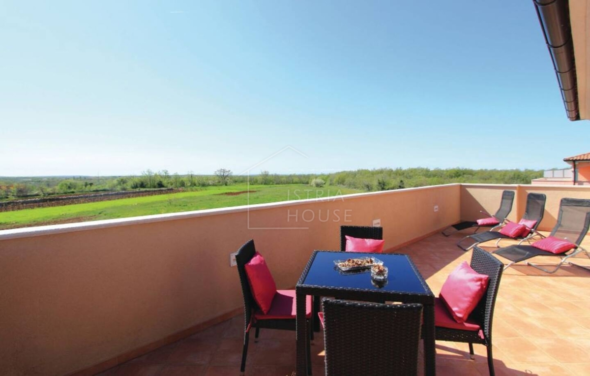 Marčana, dintorni, casa bifamiliare con vista aperta