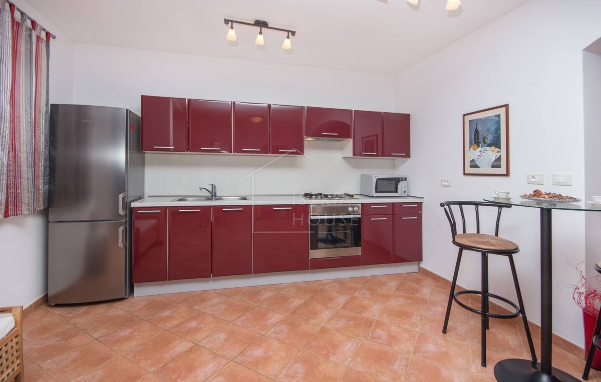 Marčana, dintorni, casa bifamiliare con vista aperta