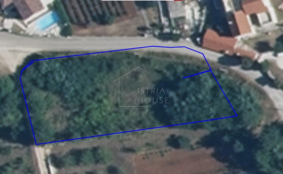 Žminj, okolica, večje zazidljivo zemljišče
