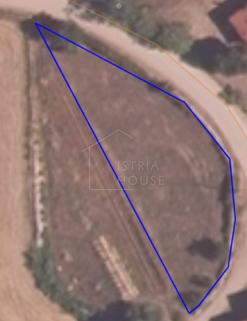 Barban, okolica, zazidljiva parcela v mirnem okolju