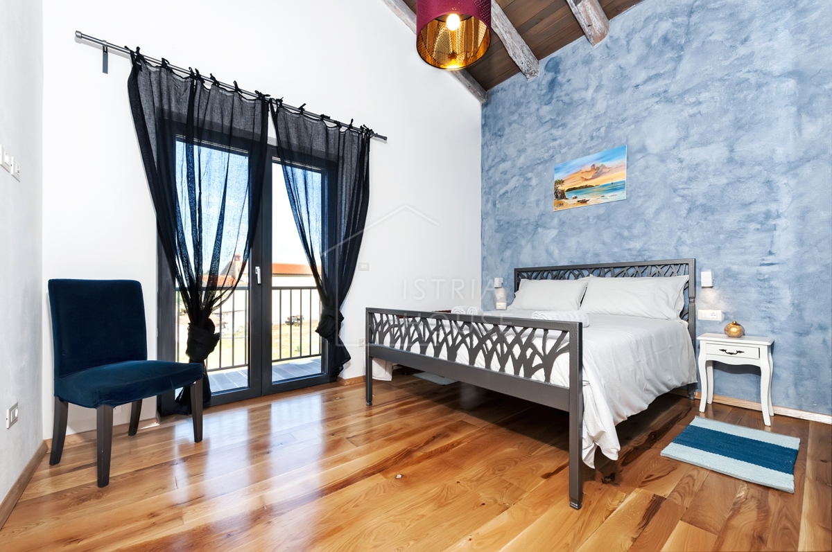 Rovinj, okolica, moderna vila za prodajo
