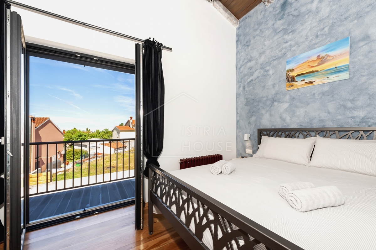 Rovinj, okolica, moderna vila za prodajo
