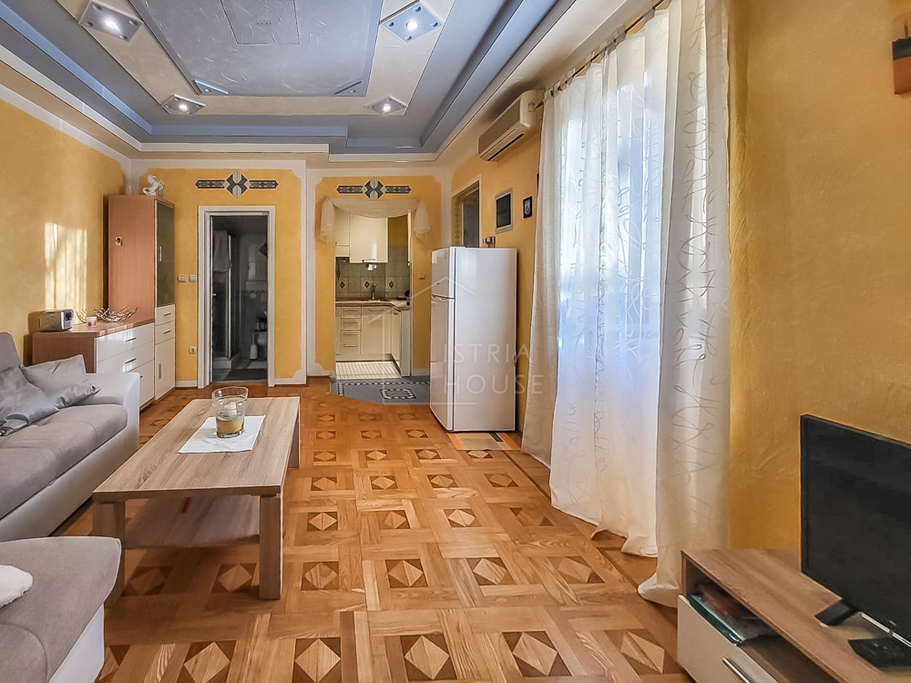 Bale, dva apartmaja v centru