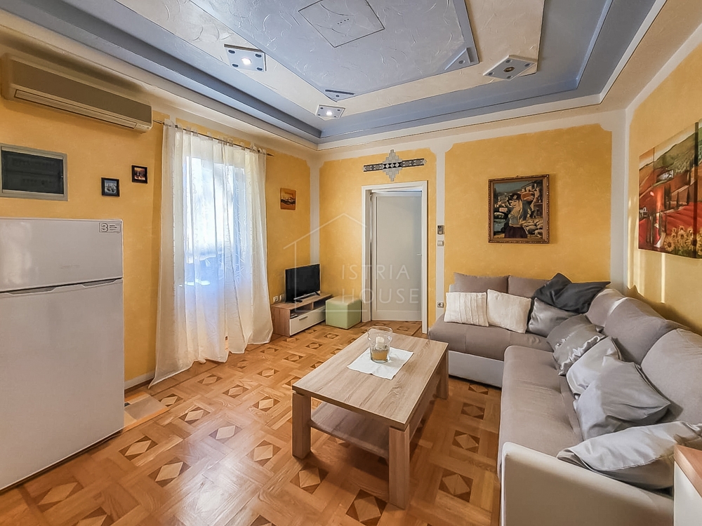 Bale, dva apartmaja v centru