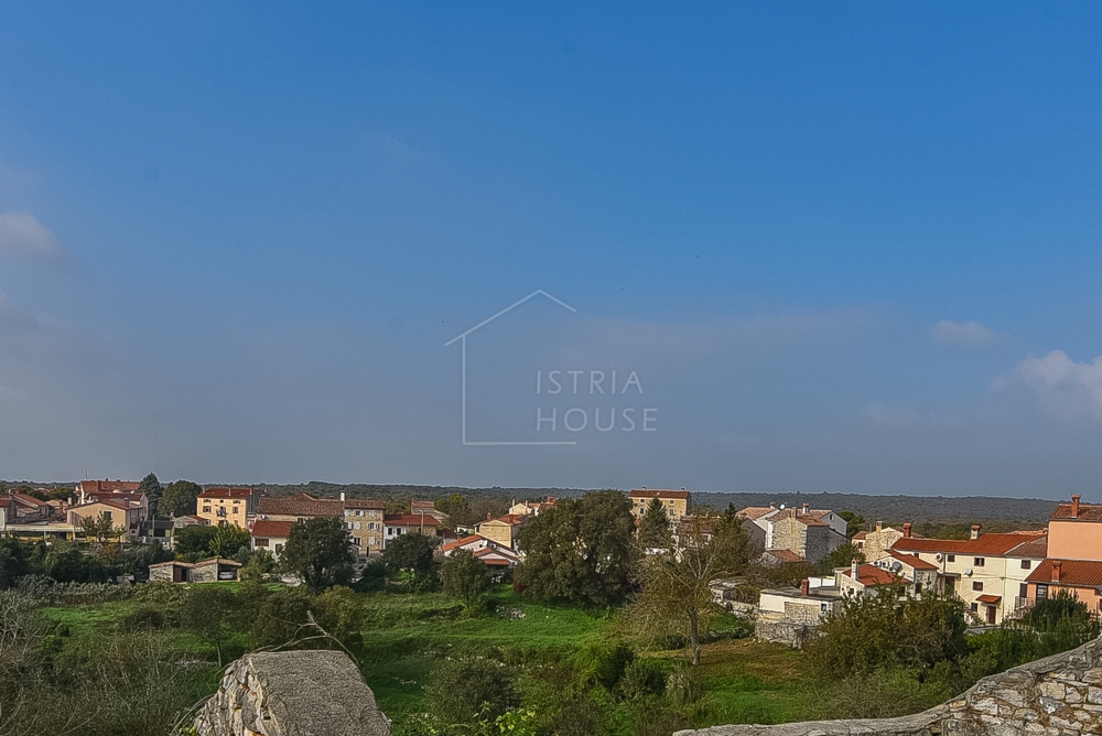 Rovinj, Bale, hiša s potencialom v starem mestnem jedru