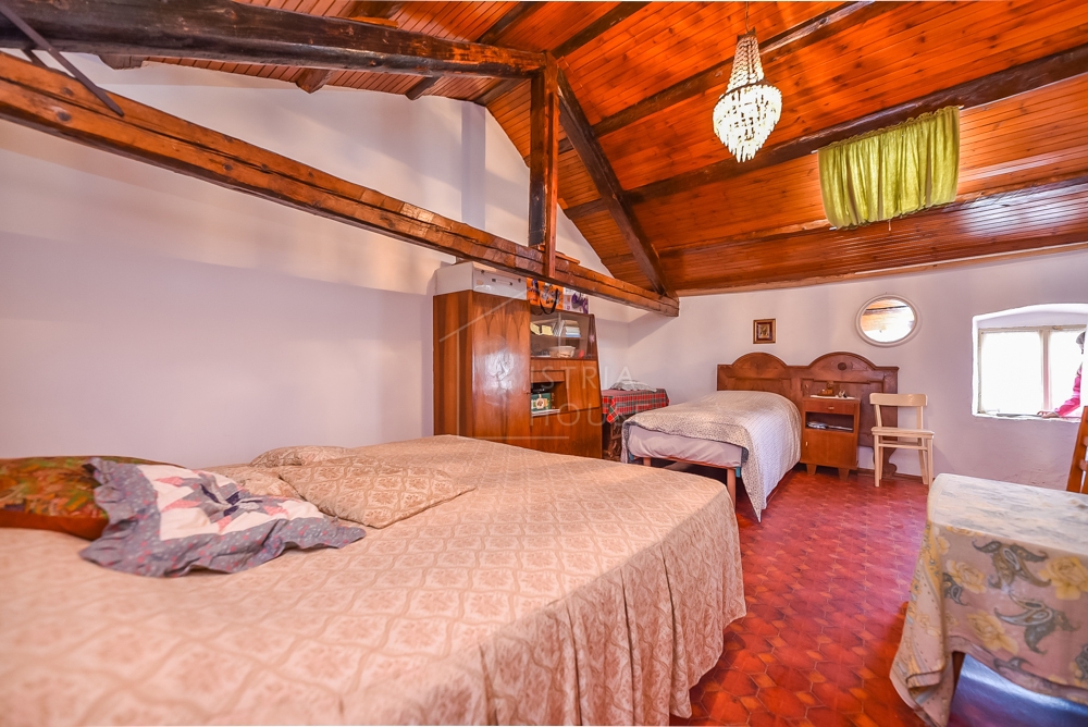 Rovinj, Bale, hiša s potencialom v starem mestnem jedru