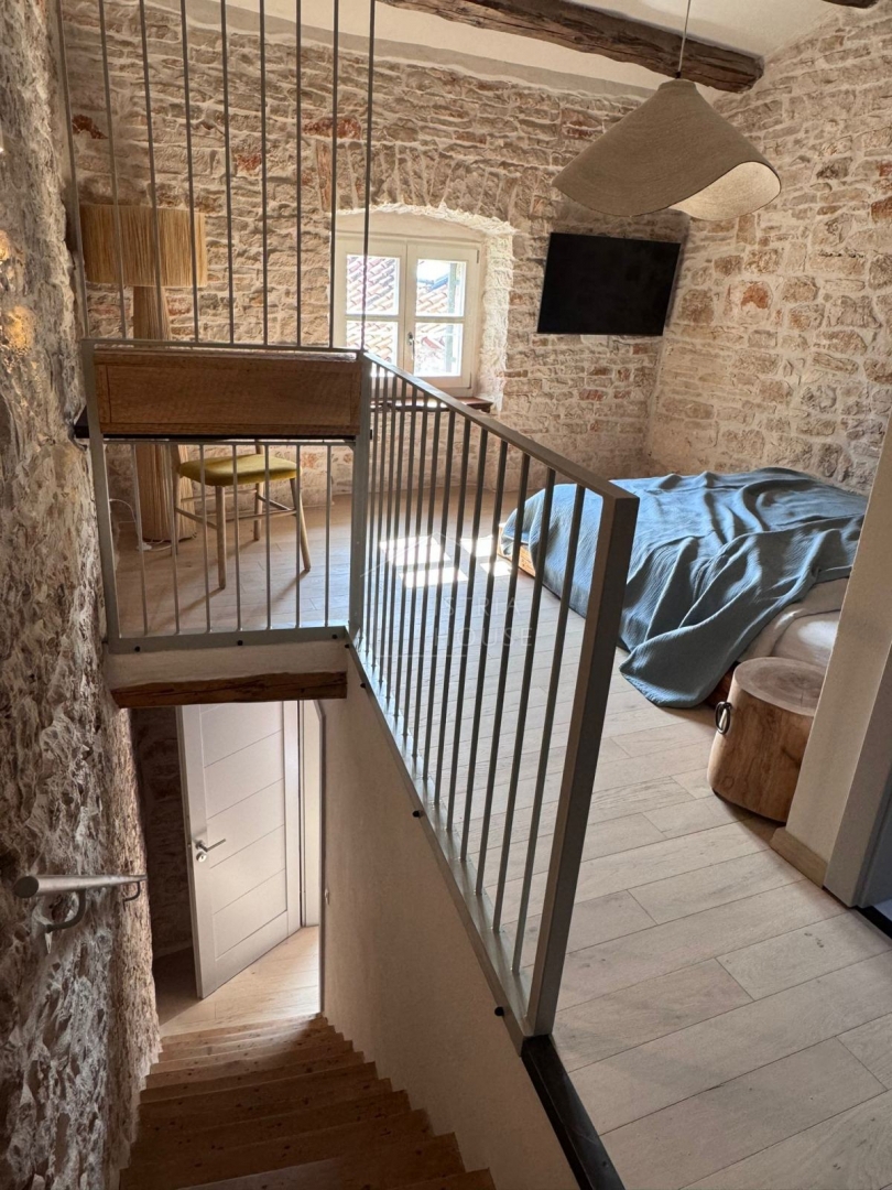 Bale, prenovljena hiša v starem mestnem jedru