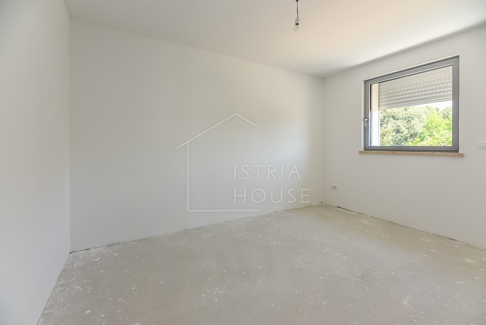 Rovinj, nov apartma 200m od plaže s teraso in pogledom na staro mesto in morje