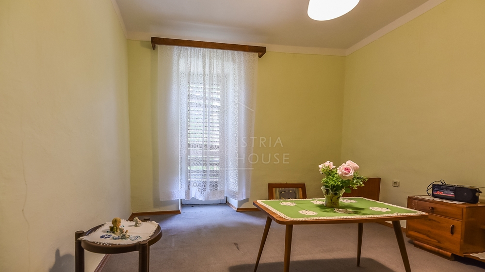 Svetvinčenat, okolica, družinska hiša z velikim vrtom