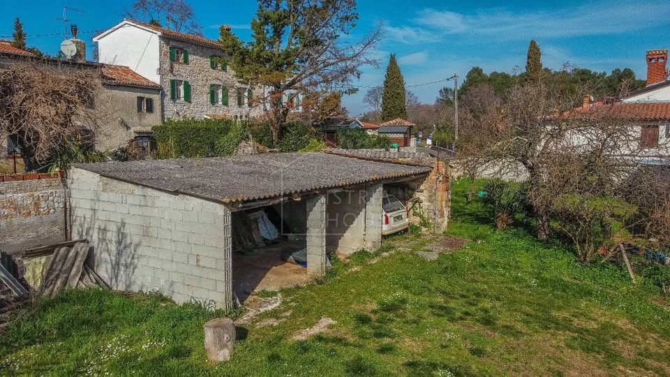 Poreč, okolica, kamnita hiša na mirni lokaciji