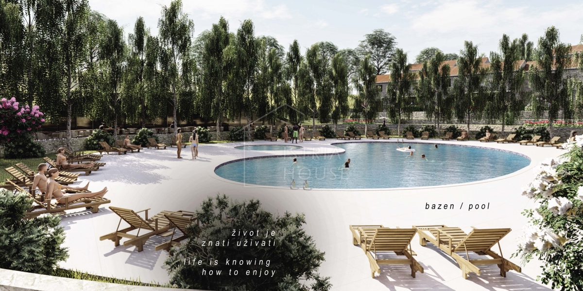 Rovinj, Bale - atraktivno stavbno zemljišče za gradnjo turističnega kompleksa