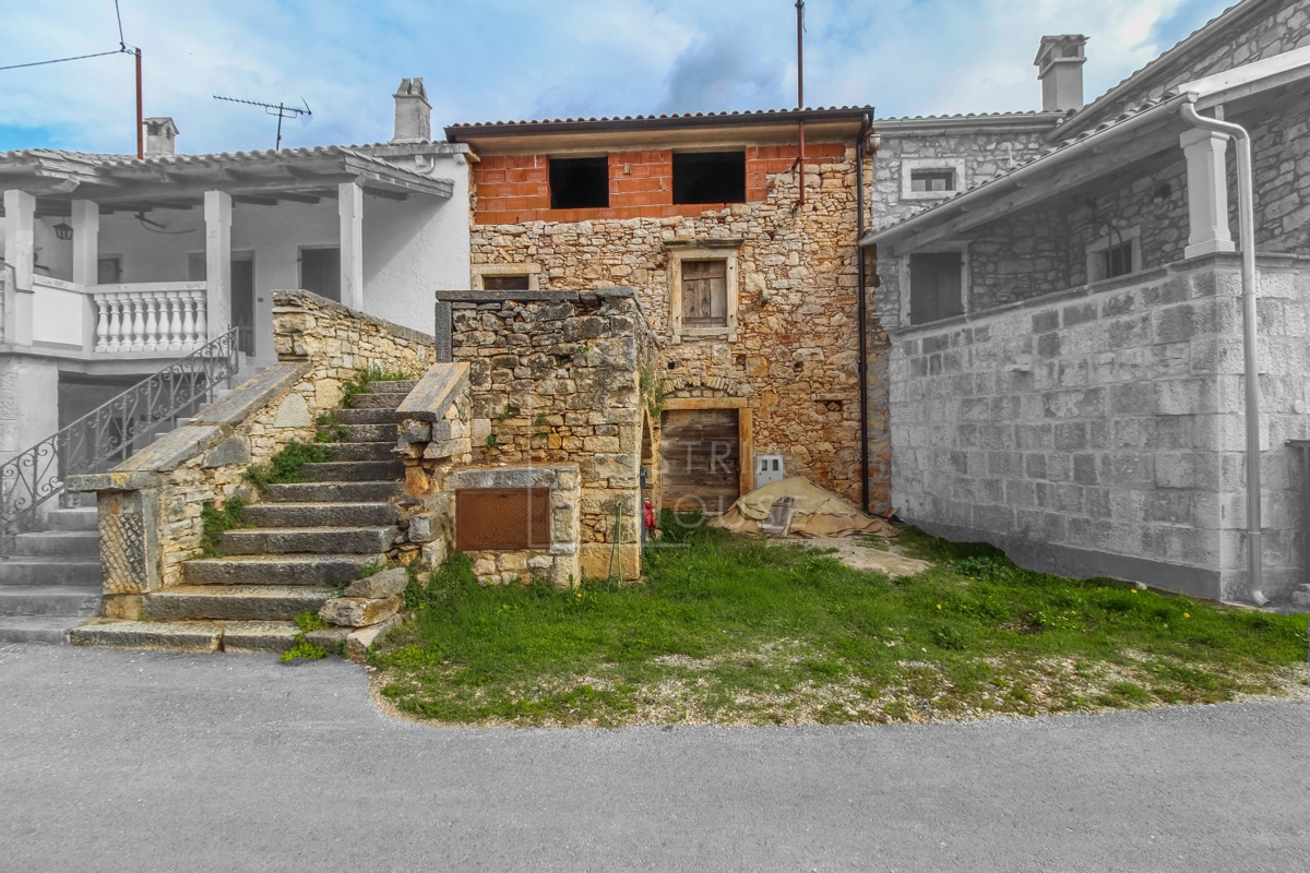 Poreč, okolica, avtohtona kamnita hiša za obnovo