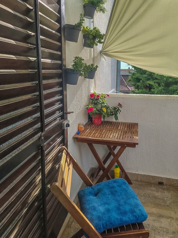 Peroj, stanovanje s pogledom na Brionske otoke