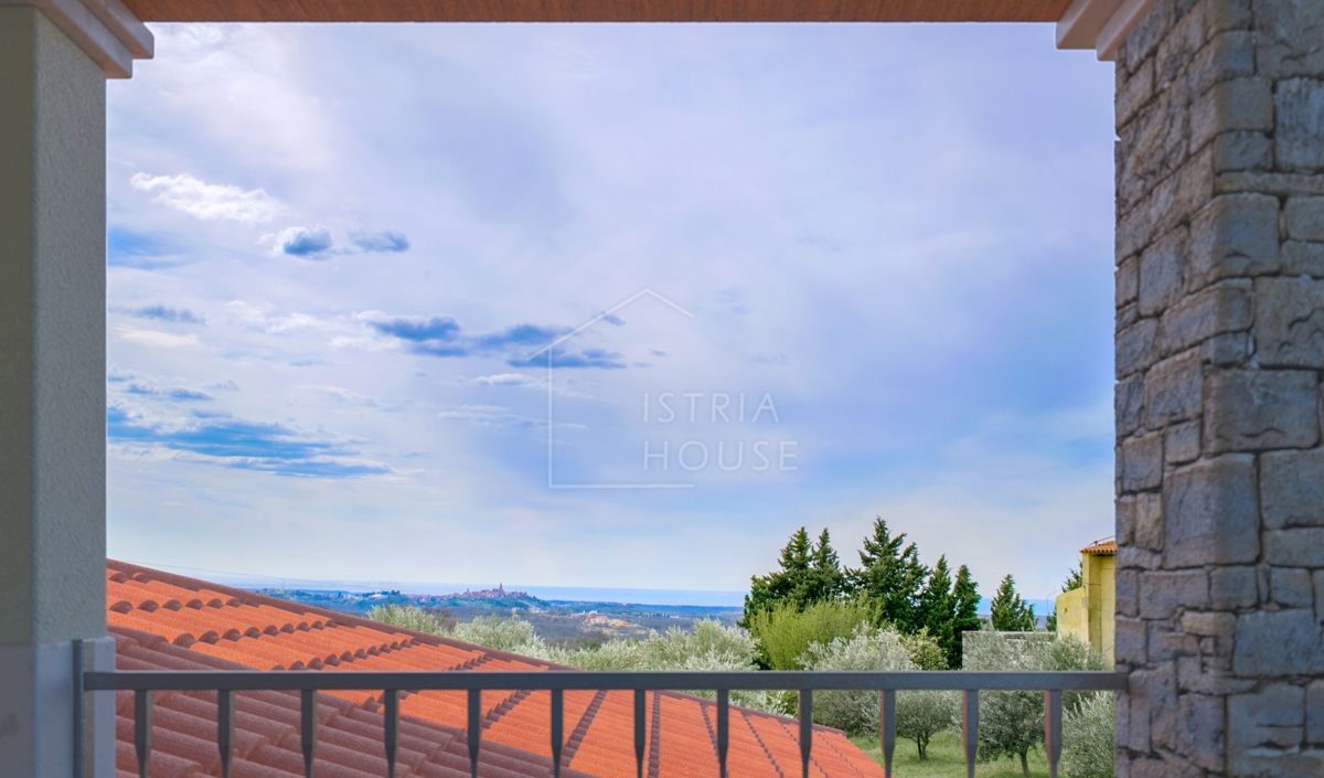 BUJE - Mediteranska hiša v bližini mesta s panoramskim razgledom