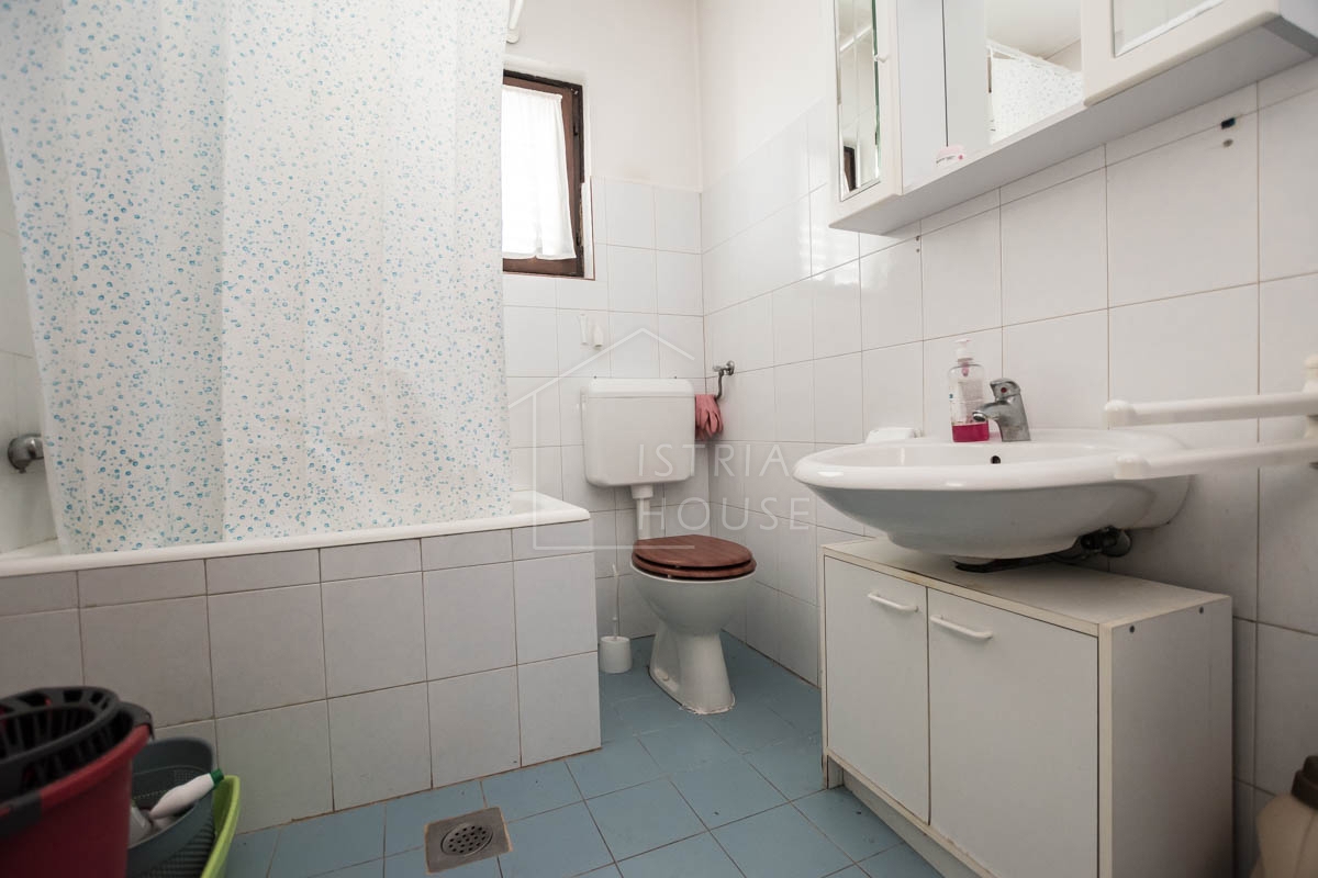 UMAG, okolica - apartmajska hiša 200m od morja